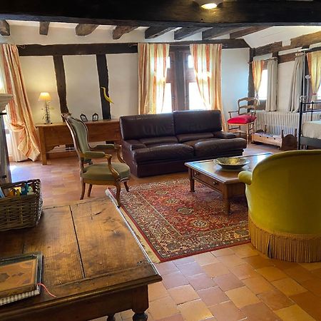 La Maison Rouge Шинон Экстерьер фото